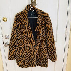 Fashion Nova Furry Shacket - Size M